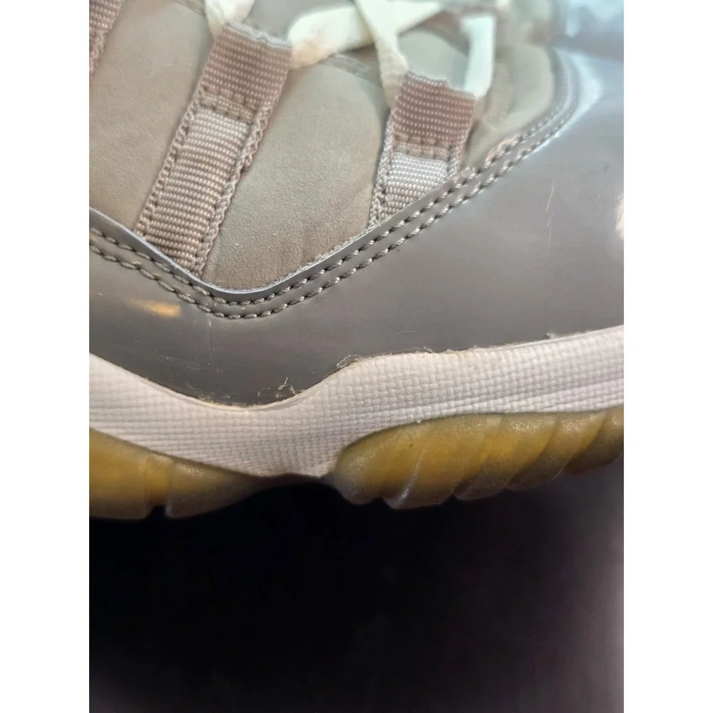 Size 9 - Air Jordan 11 Retro 2010‎ Cool Grey